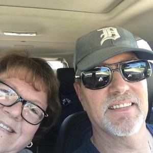 Meet your Posher, Sharon